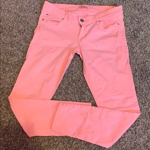 Pretty skinny jeans with lots of stretch